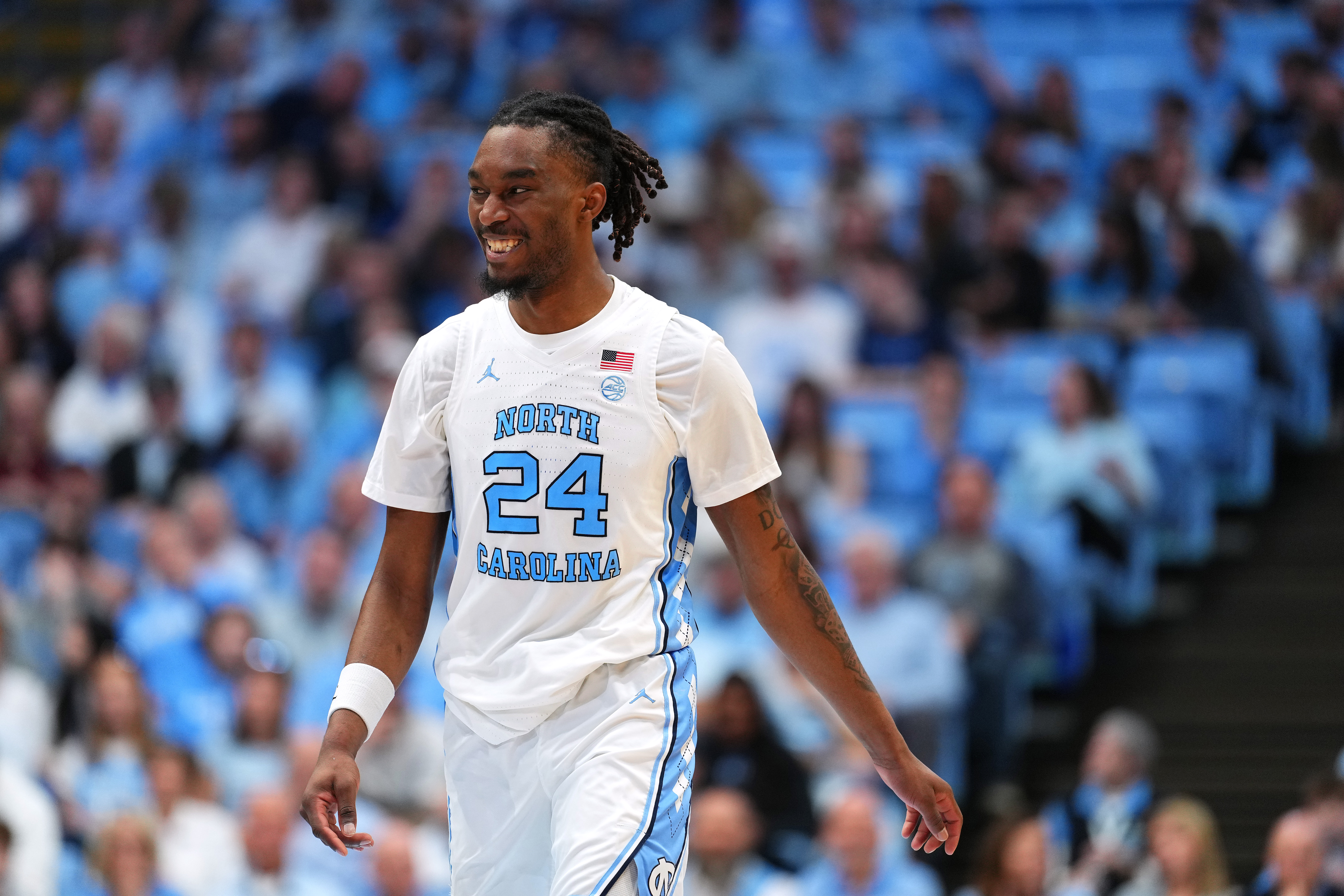 Tar Heels fans want Jae'Lyn Withers to be the next Brady Manek