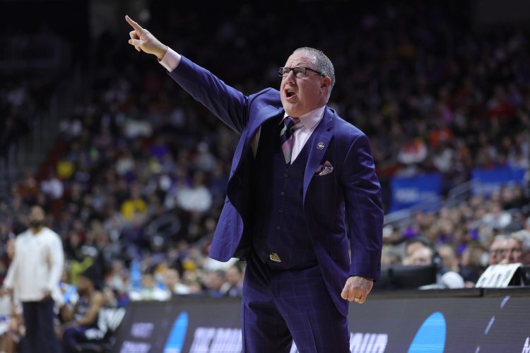 DES MOINES, IOWA - MARCH 16: Head coach Buzz Williams of the Texas A&M Aggies reacts during the first half against the Penn State Nittany Lions in the first round of the NCAA Men's Basketball Tournament at Wells Fargo Arena on March 16, 2023 in Des Moines, Iowa. (Photo by Stacy Revere/Getty Images)