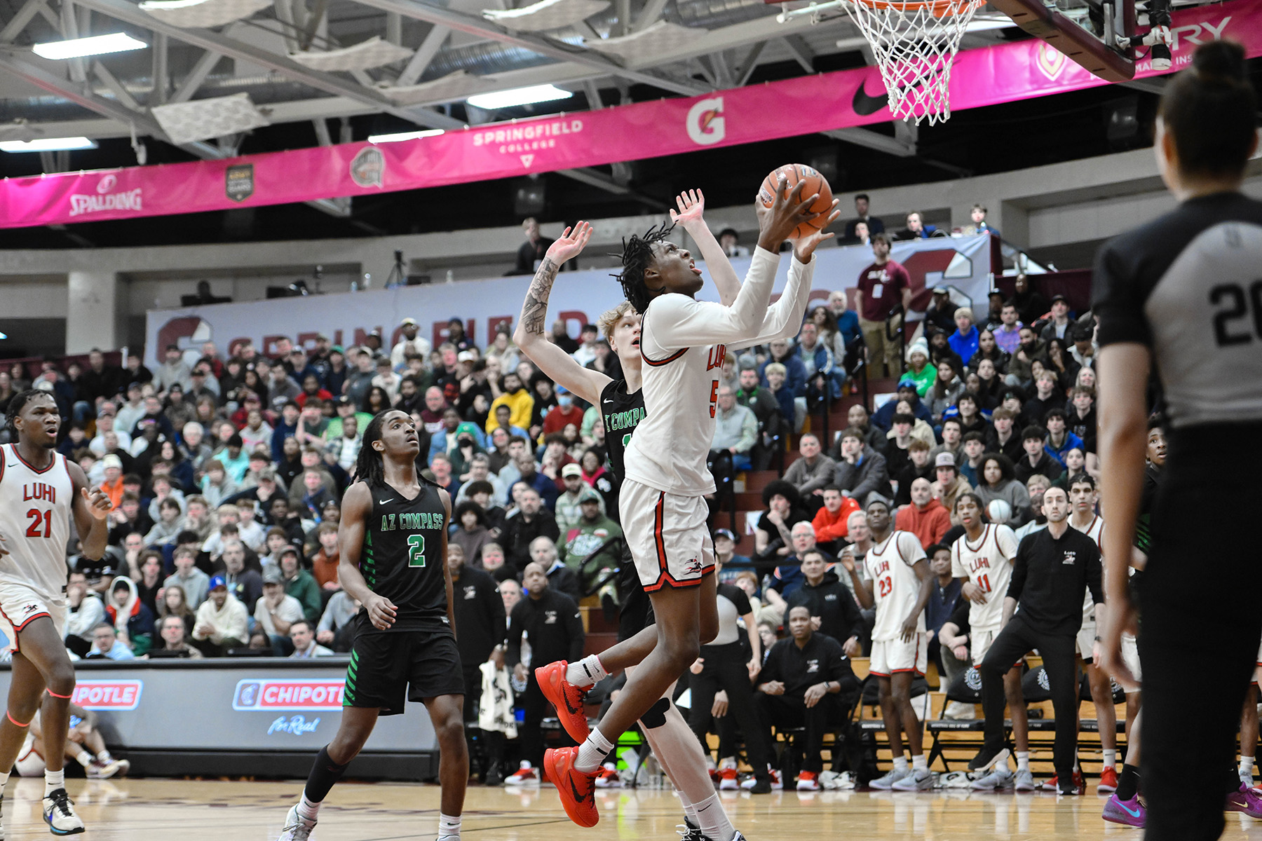 Dylan Mingo rises for a layup