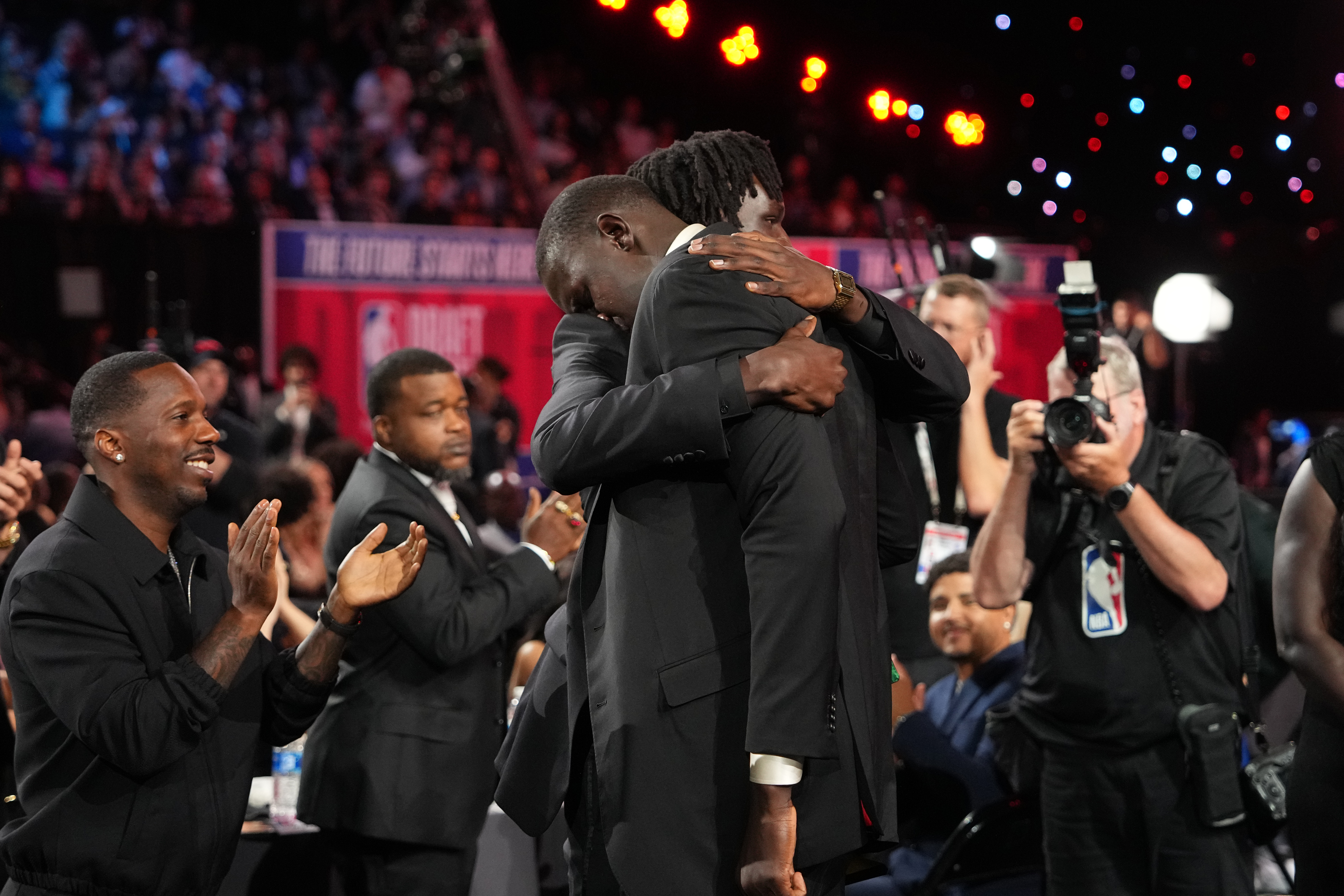 Selected 10th overall by the Phoenix Suns, Khaman Maluach became the 3rd member of Jon Scheyer's 2024-25 Duke roster to walk the stage