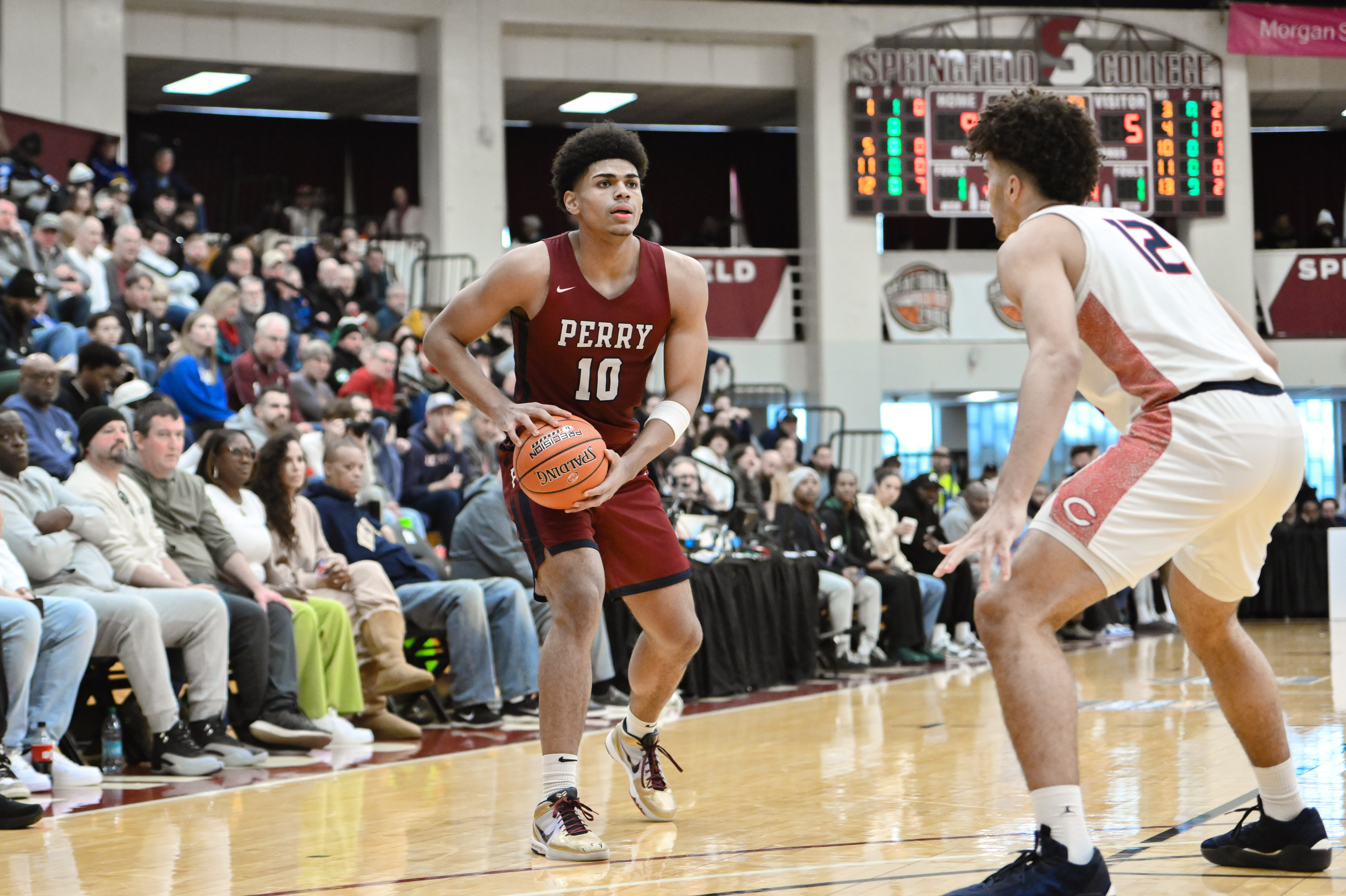 A 5-star recruit out of Gilbert, Arizona, Koa Peat is poised to be an impact player at the University of Arizona next season