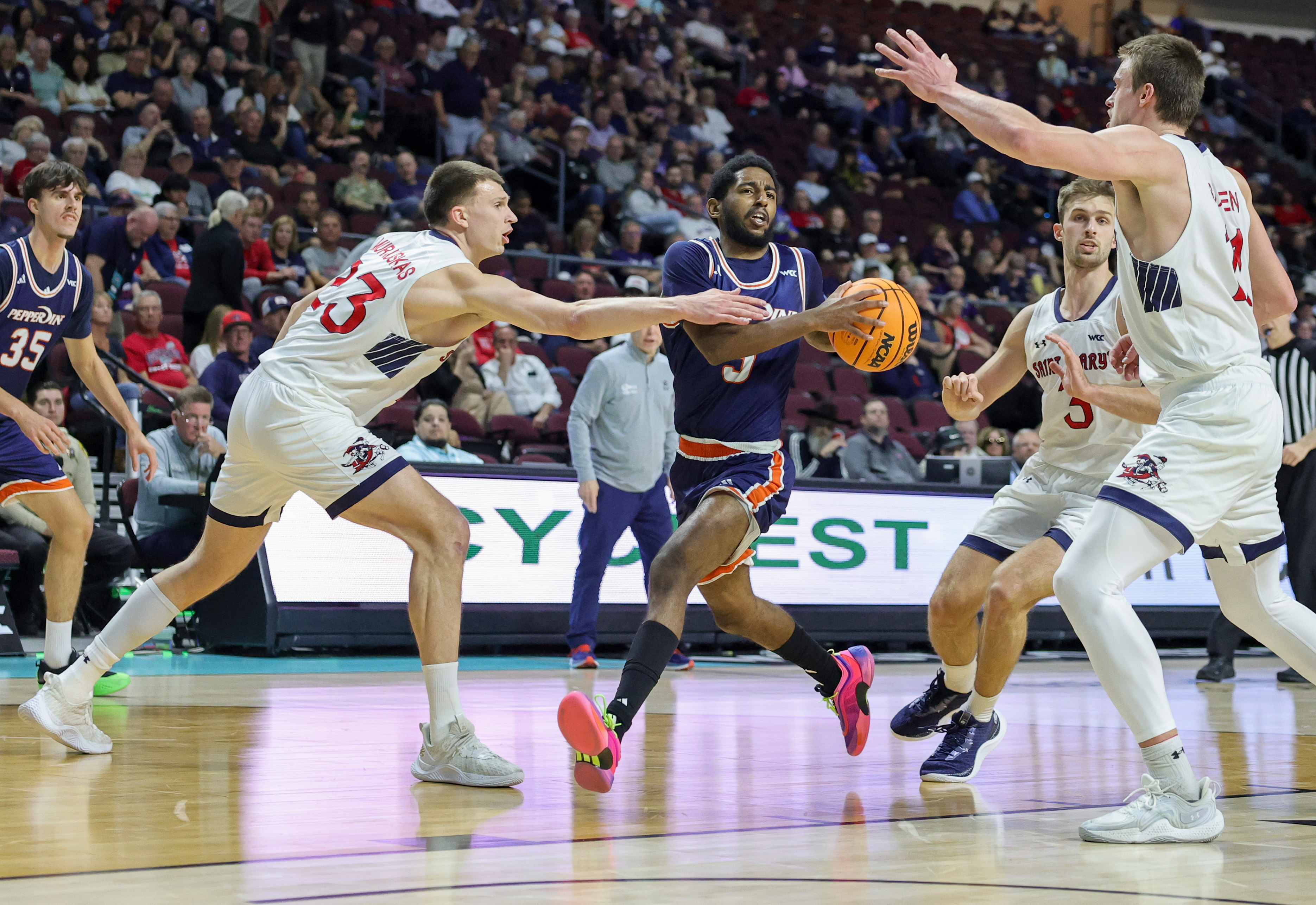 Moe Odum had a stellar season with Pepperdine, bolstered by a breakout run through the WCC Tournament