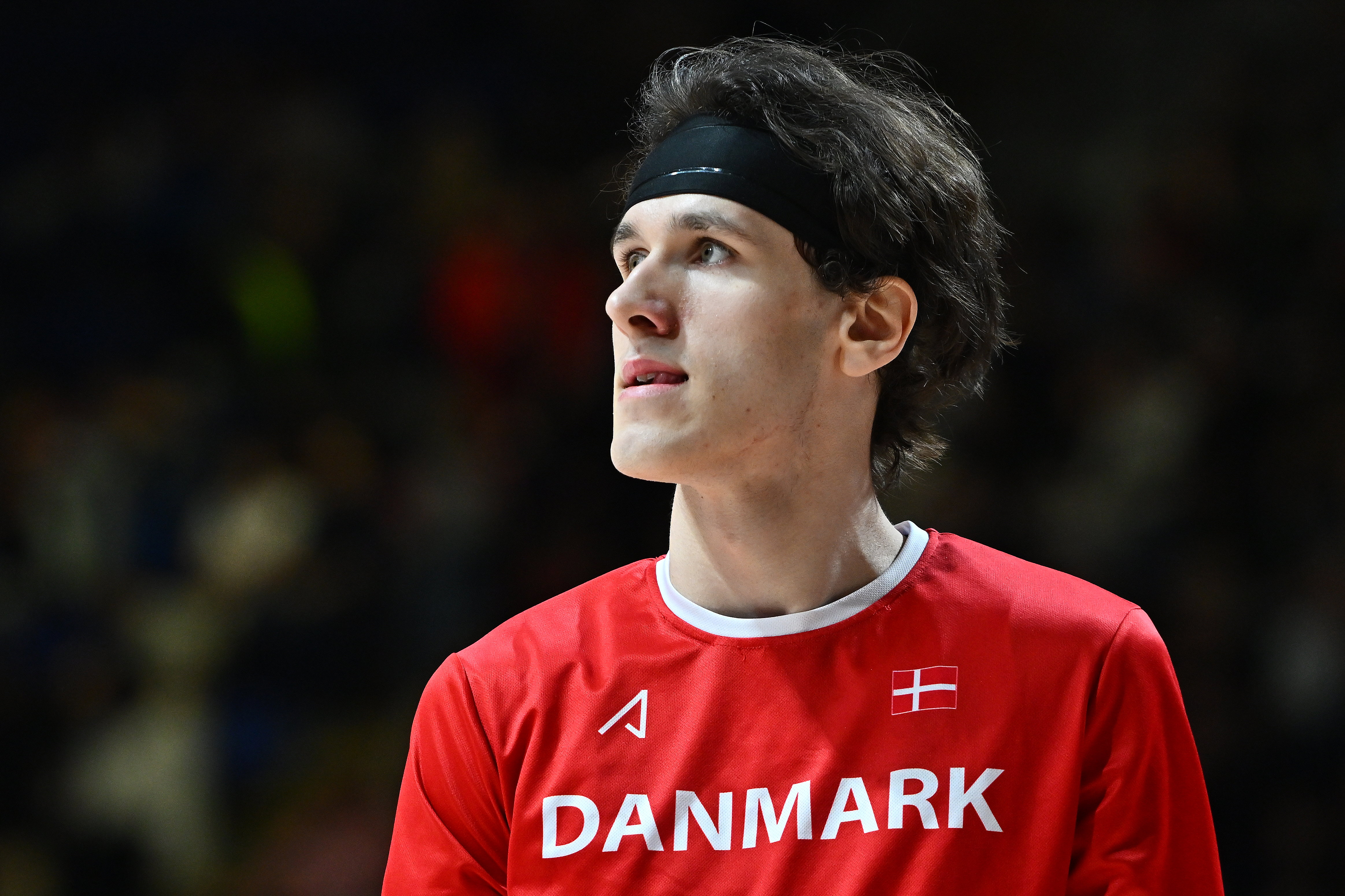 Andreas Holst is a bona fide two-way weapon, with great outside shooting an an aptitude for perimeter defense