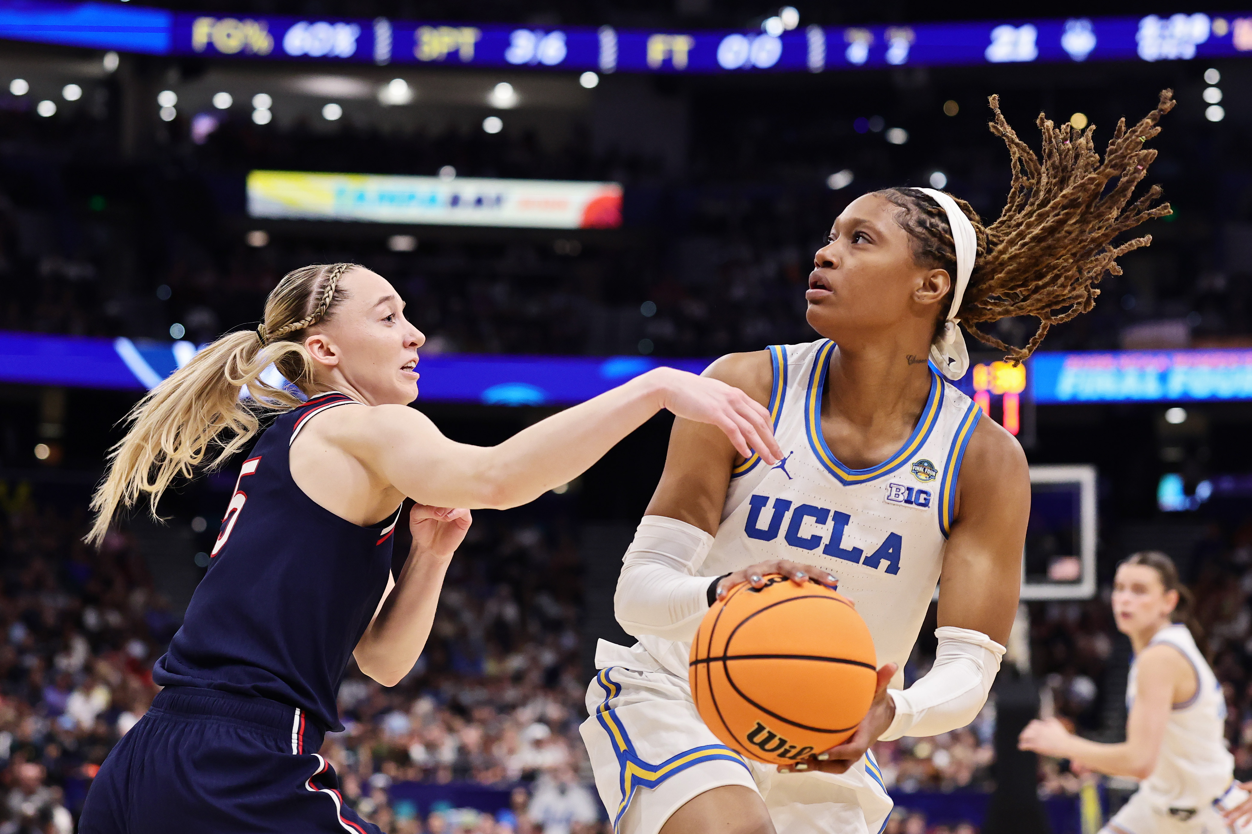 Janiah Barker is one of the top rebounders in the nation.