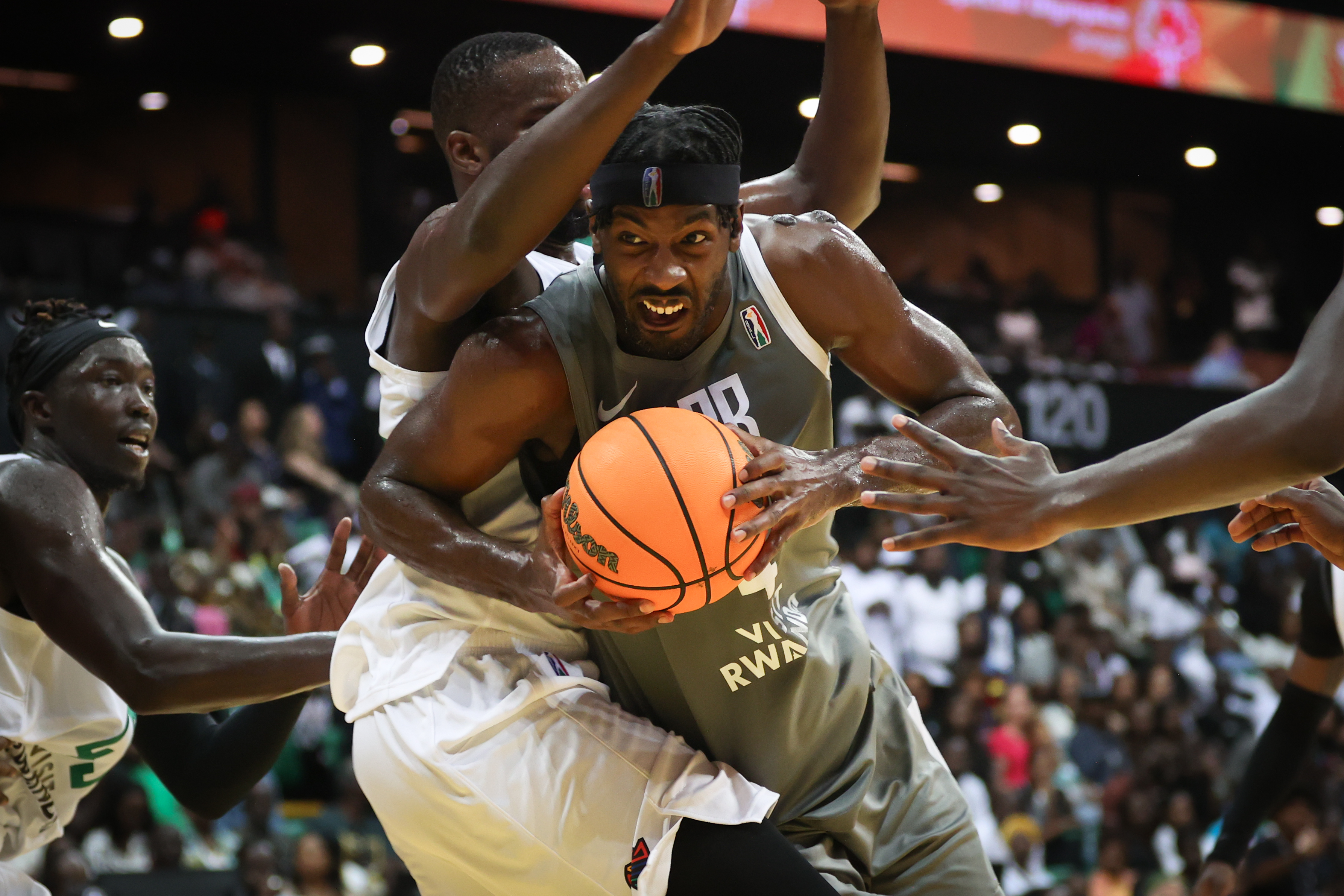 Mouhamed Camara could have impeccable chemistry with Mikel Brown Jr., Louisville's newest 5-star recruit
