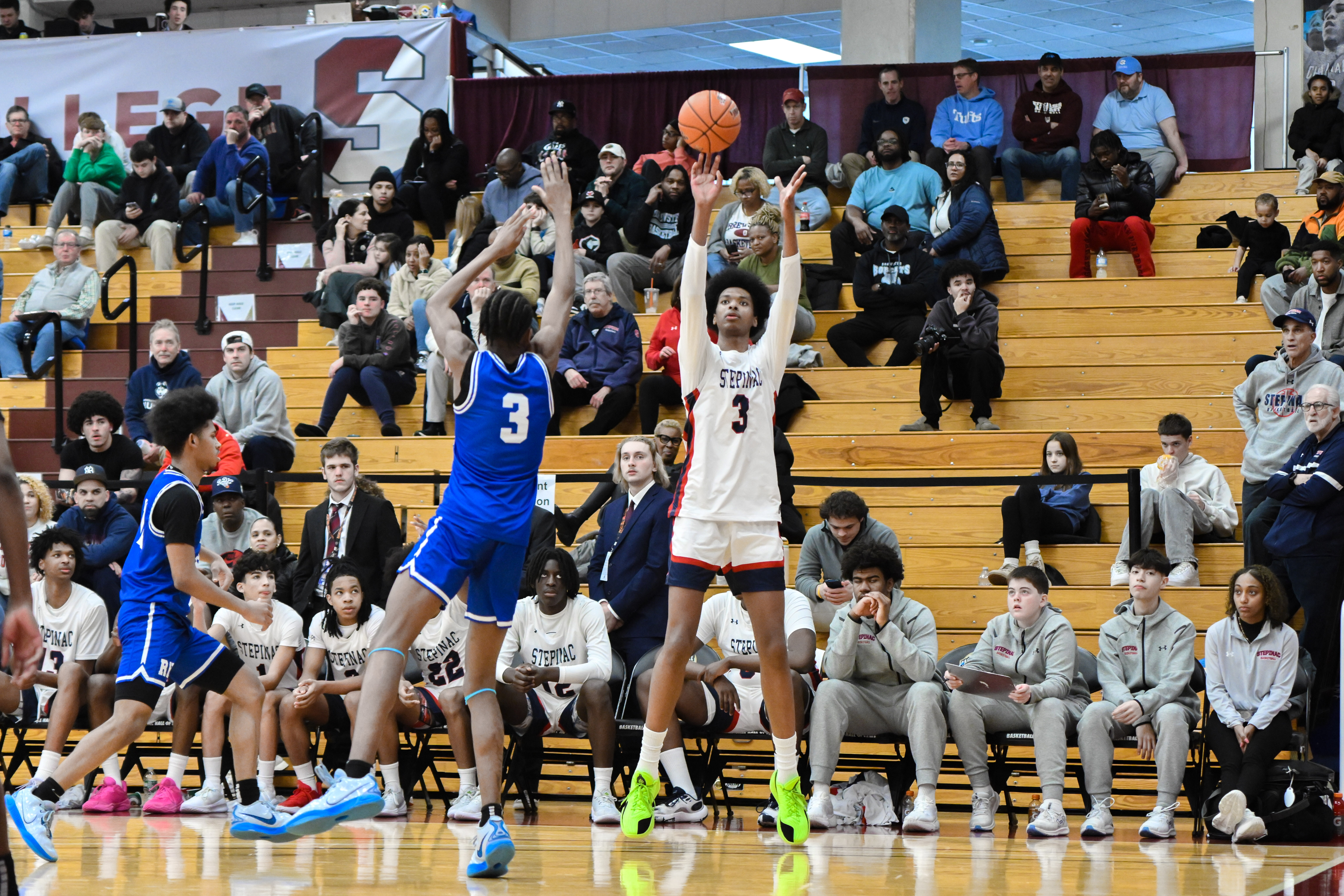 Adonis Ratcliff is an elite sharpshooter who increased his stock on Border League night one