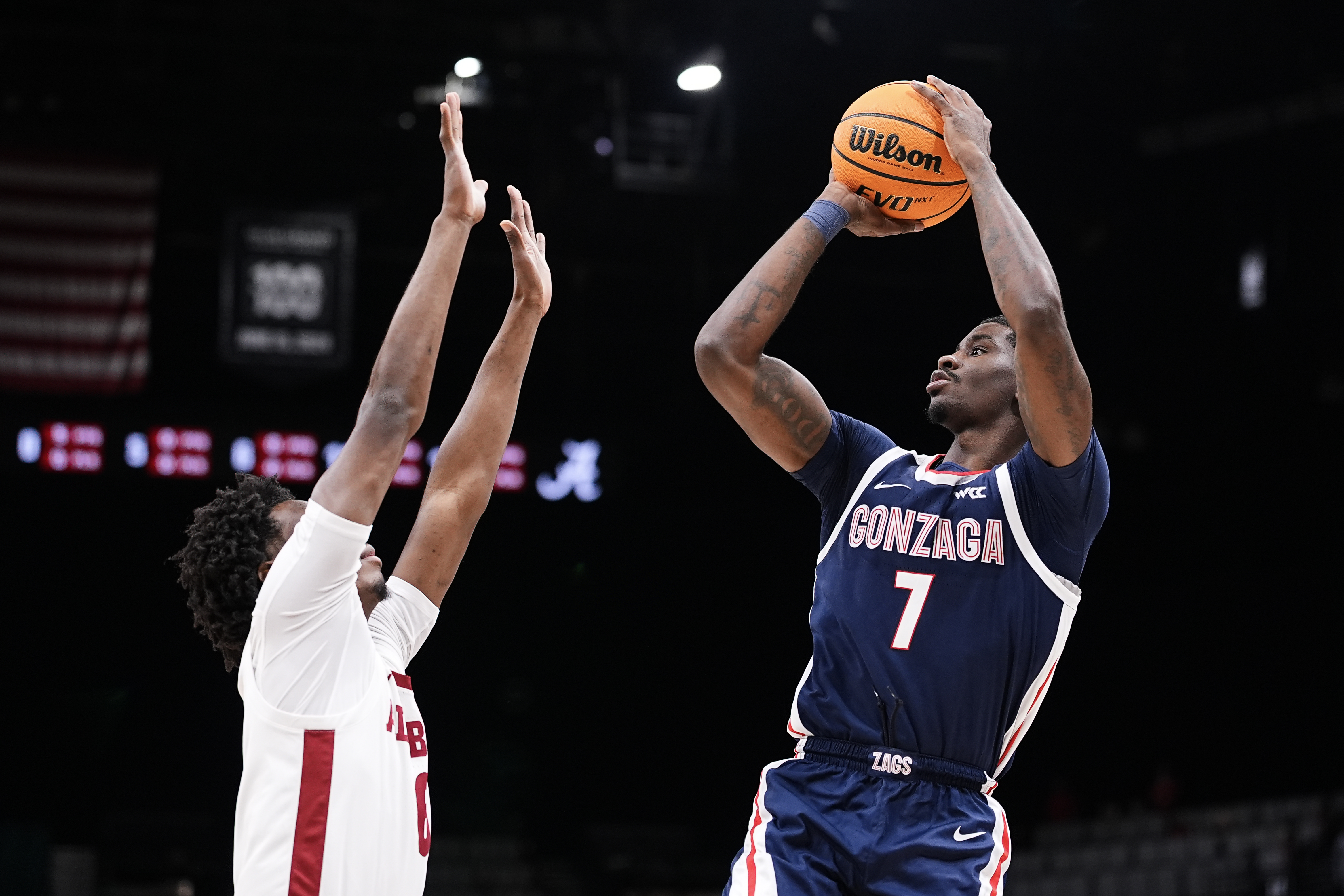 Tyon Grant-Foster #7 of the Gonzaga Bulldogs shoots the ball against the Alabama Crimson Tide on Nov. 26, 2025.
