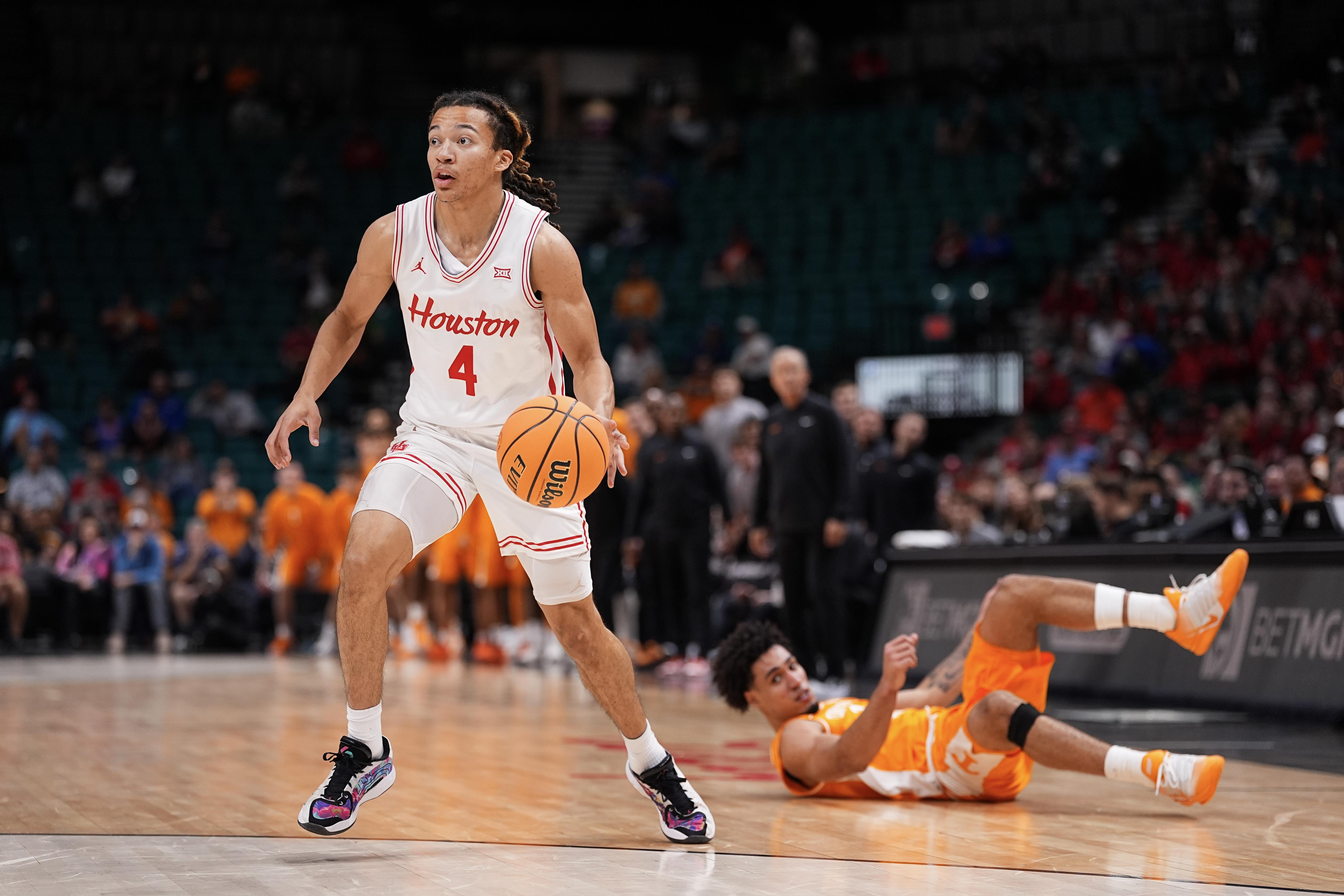 Seth likes the Cougars to reach the Final Four, with two potential games at home in Houston.