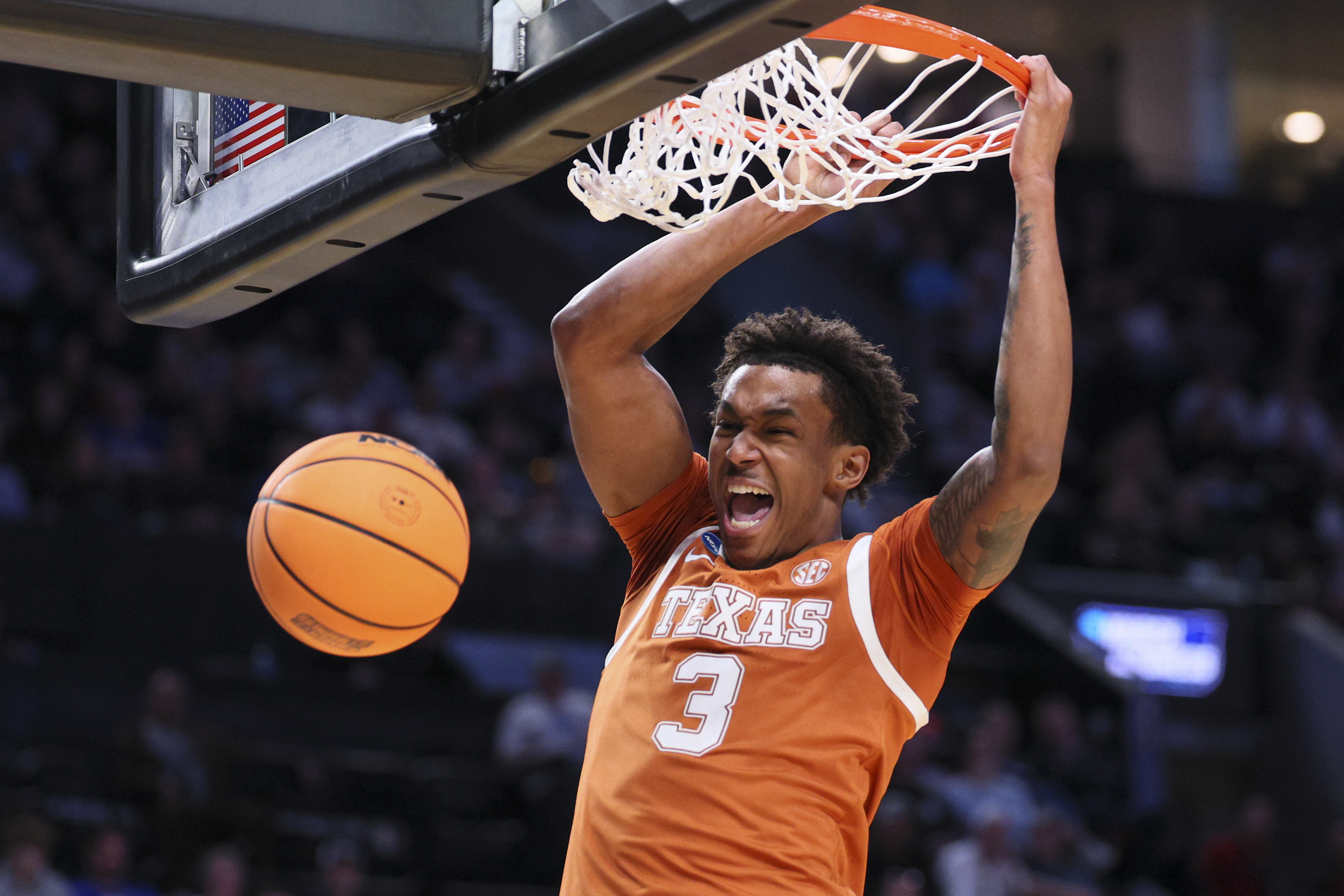 Dailyn Swain leads a Texas squad strong enough to grapple with any team in the NCAA Tournament