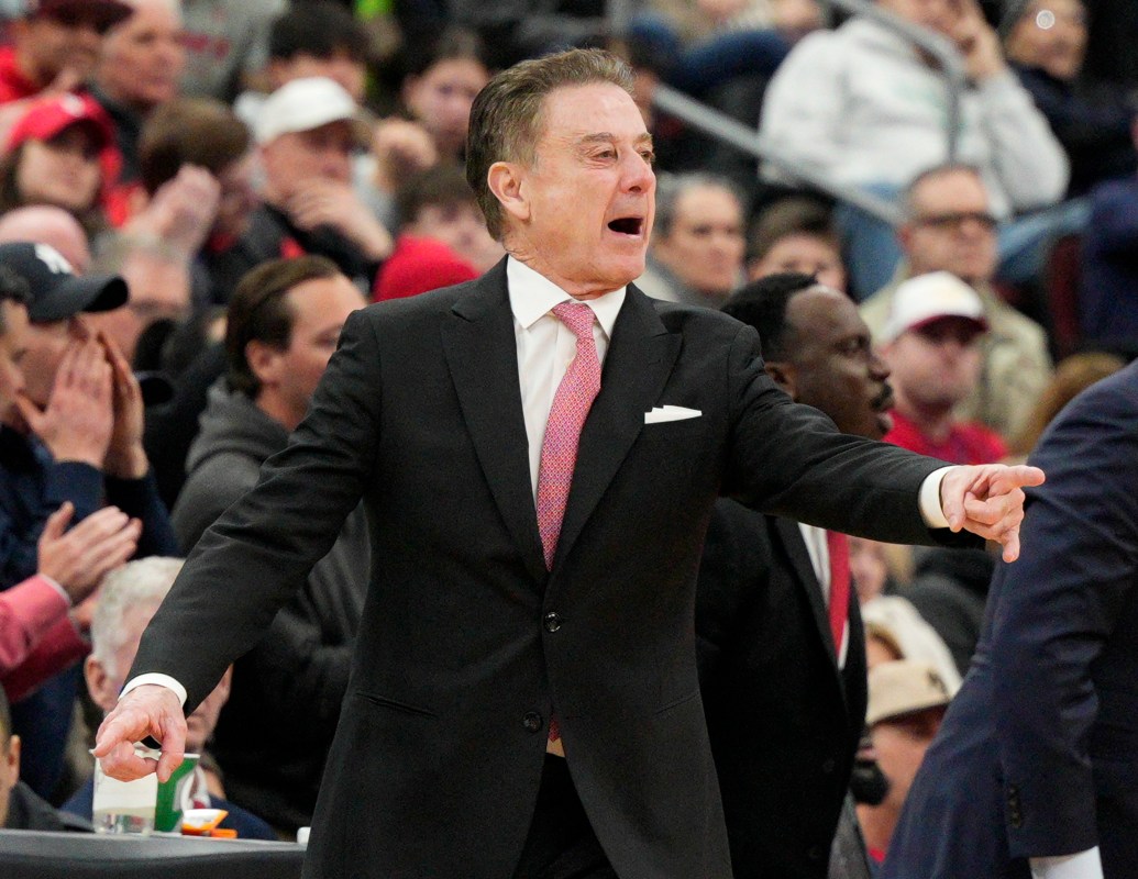 Rick Pitino on State of NCAA Basketball, Cinderella Picks and Weakest St. John's Team Yet