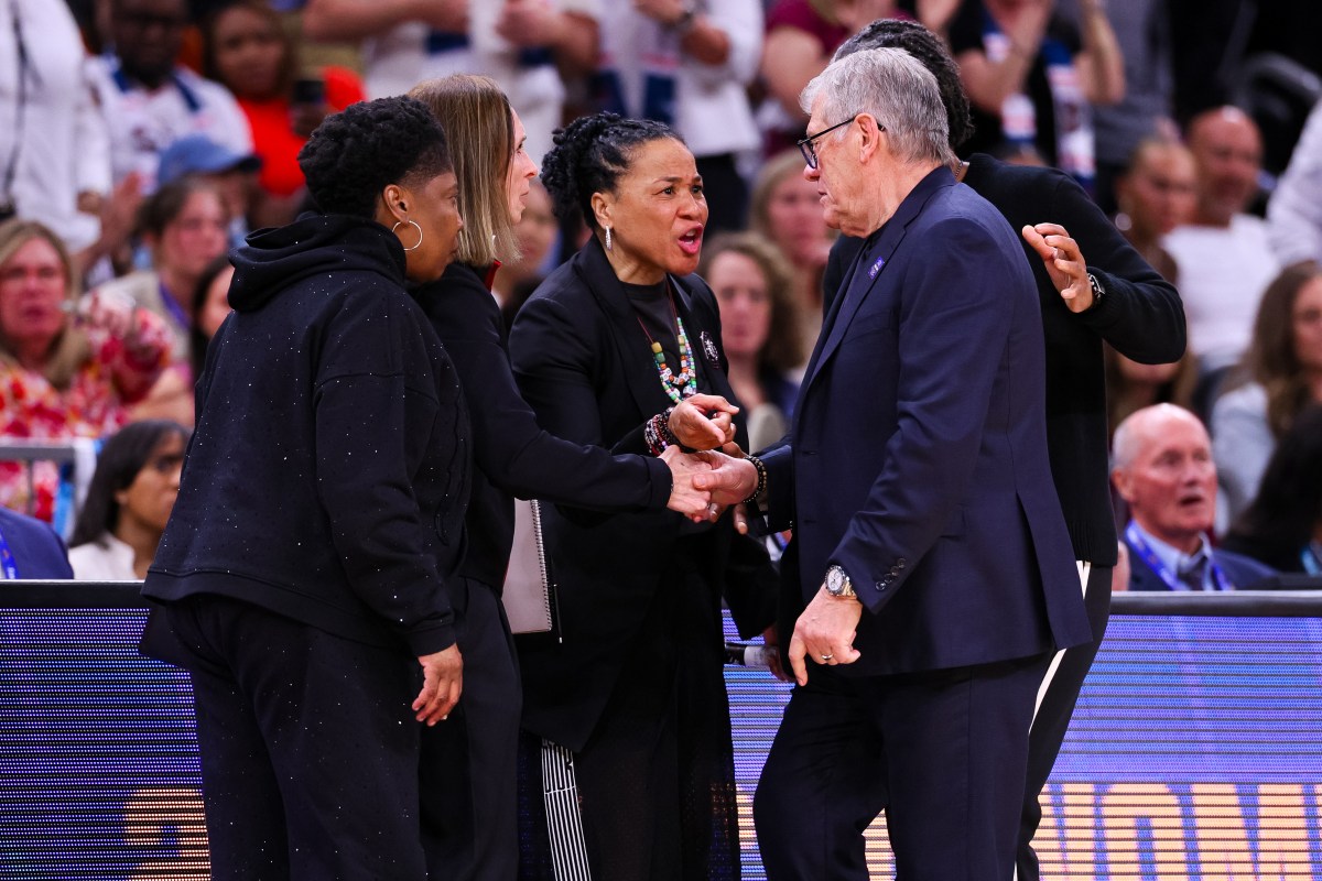 Dawn Staley and Geno Auriemma Get Heated as South Carolina Stuns UConn