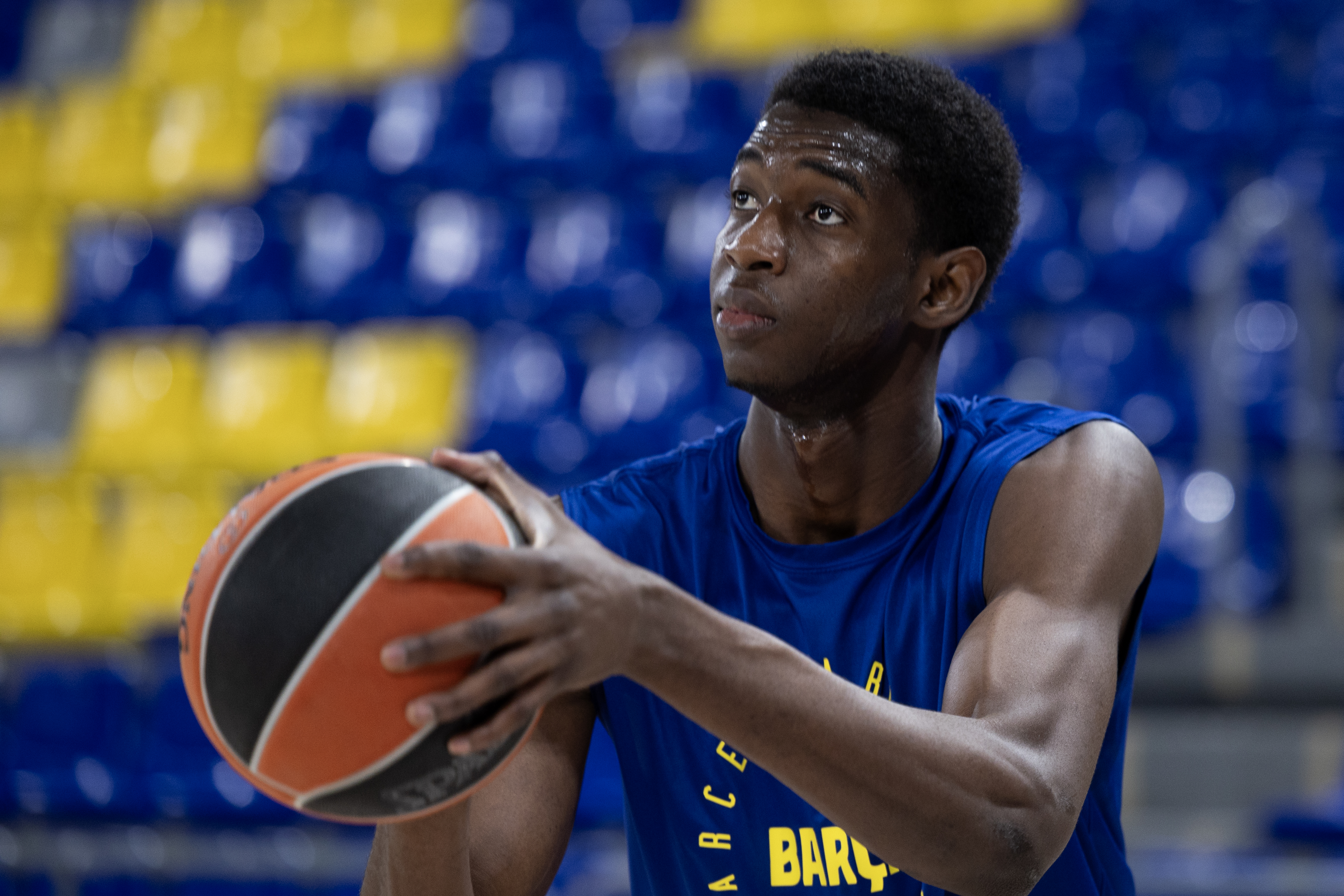 Like Boumtje Boumtje, Sayon Keita is a center who played for FC Barcelona. He'll play college ball down the road from Boumtje Boumtje at North Carolina.