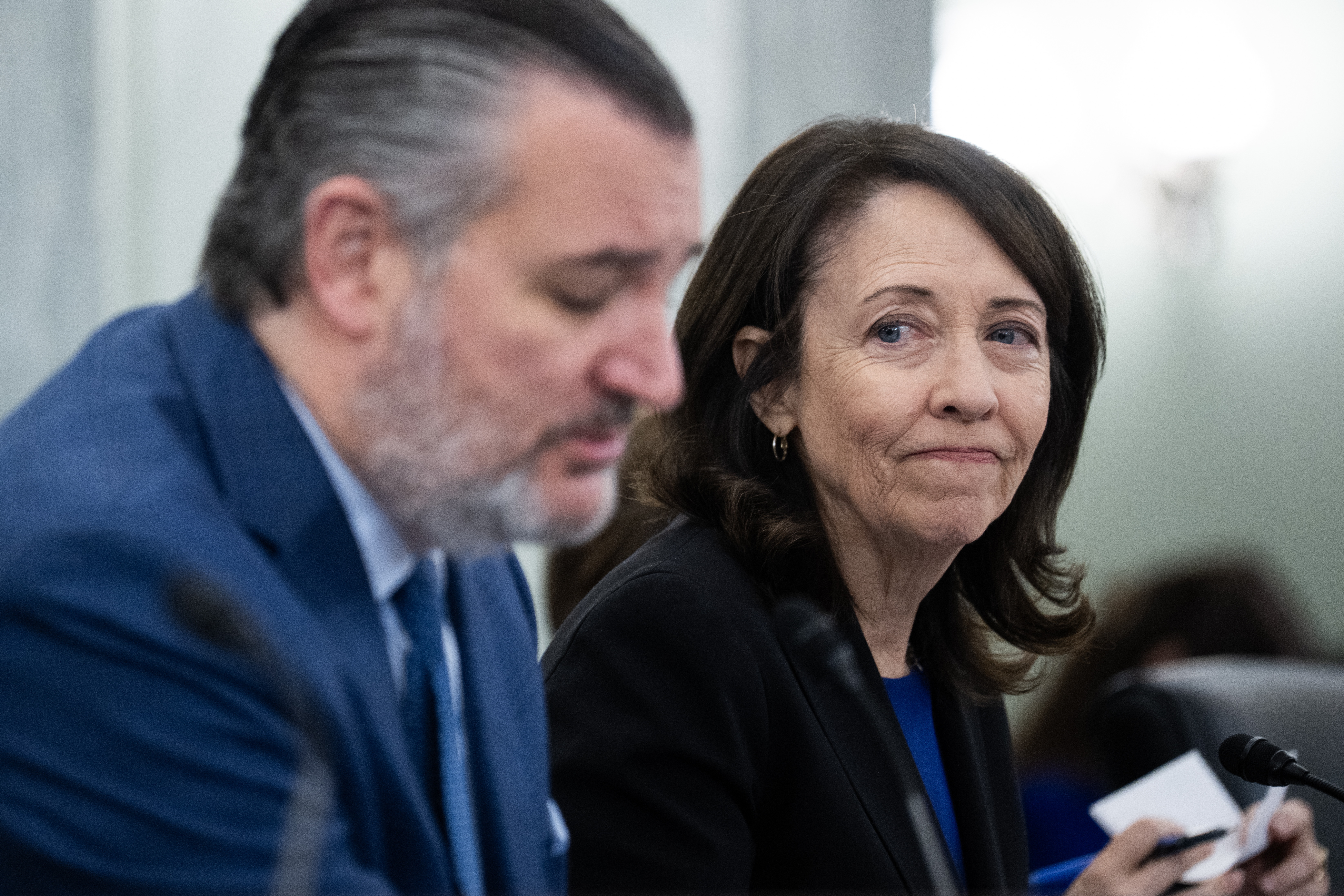 Ted Cruz (R-TX) and Maria Cantwell (D-WA)