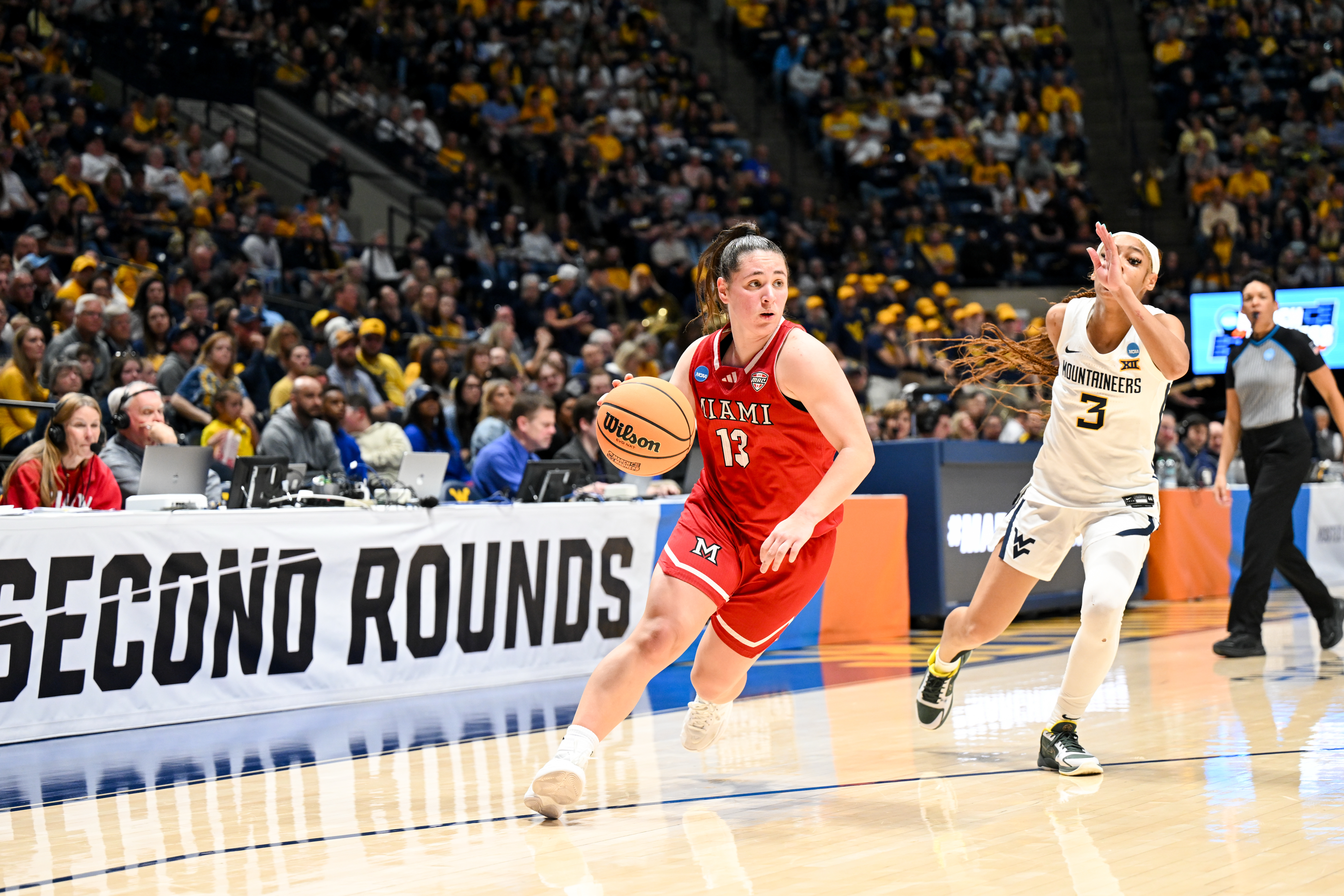 Tamar Singer, handling the ball for Miami (OH) at the 2026 NCAA Tournament, could be the starting lead guard for Butler