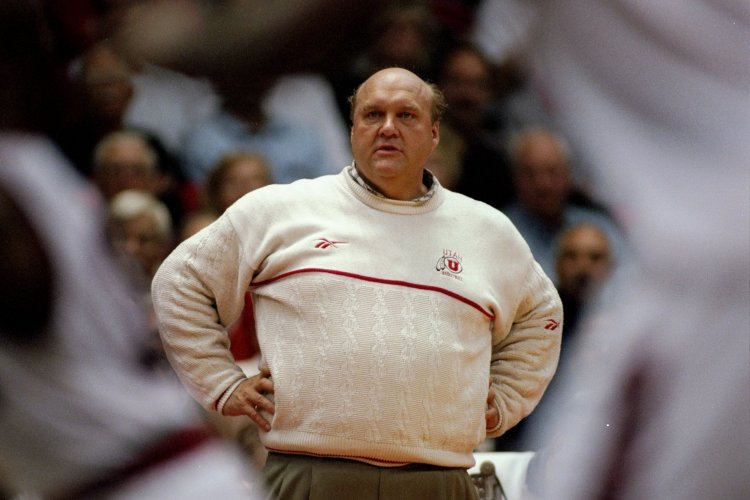 Rick Majerus coaching the Utah Utes